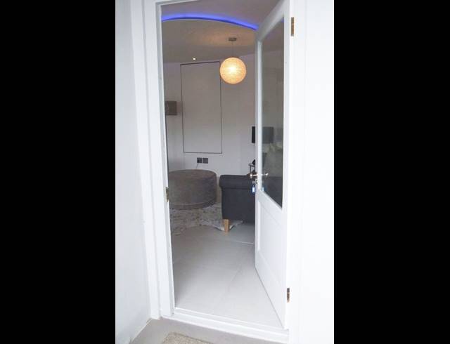 1 bed property to rent in WOODSTOCK